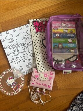 Hello Kitty 5 piece dvd Set - school folder